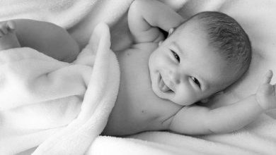 علاج إمساك الرضع في الشهر الخامس بسهولة في المنزل